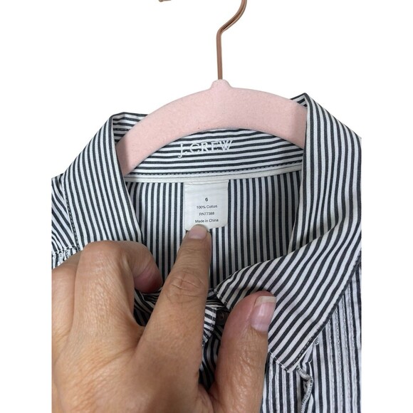 J.Crew Women’s Blue Striped Preppy Tuxedo Ruffle Front Button Down Shirt Blouse - Picture 6 of 10